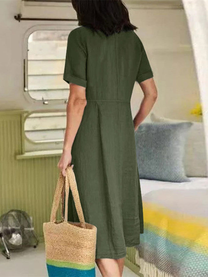 V-hals, knapp-ned midi-kjole i lin med lomme i armygrønn