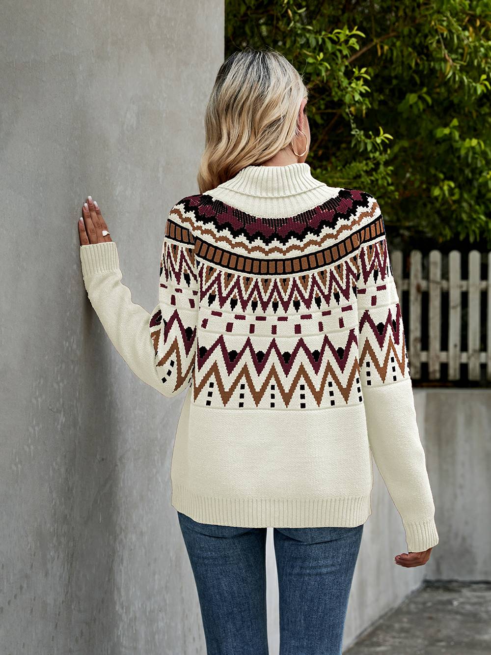Suéter vintage con cuello alto y bloques de color a rayas