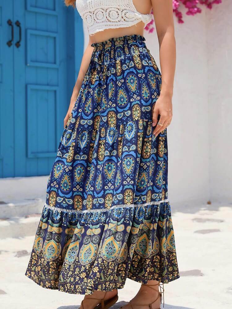 नीले रंग में बोहेमियन शिर्रेड हाई कमर स्कर्ट