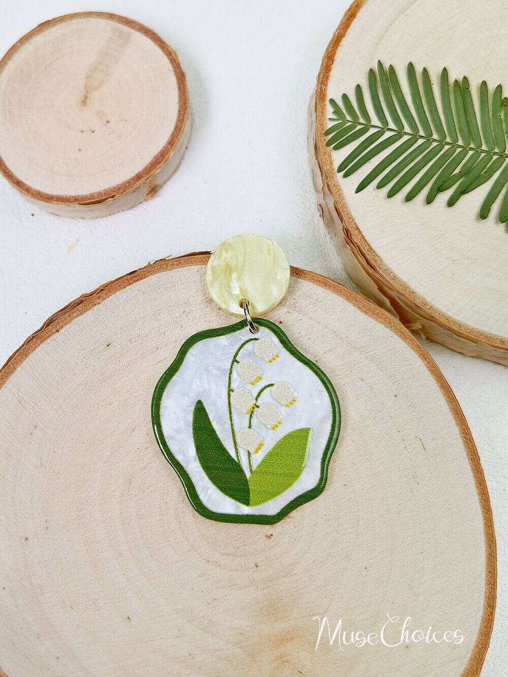 Søte øredobber blomsterdesign - grønt blad akryl tulipan