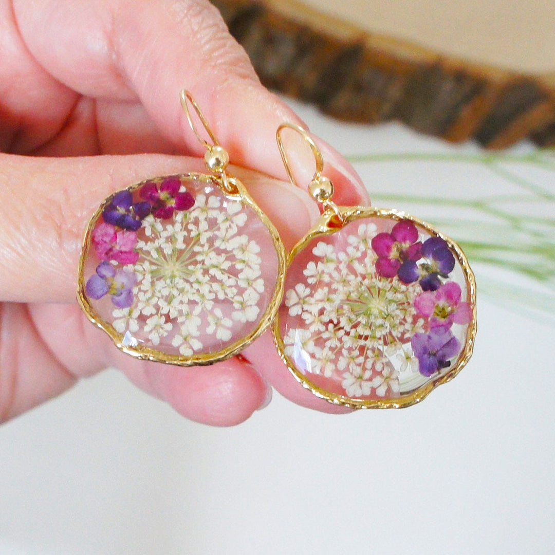 Resin Pressed Flower Earrings - Queen Anne Lace Forget Me Not