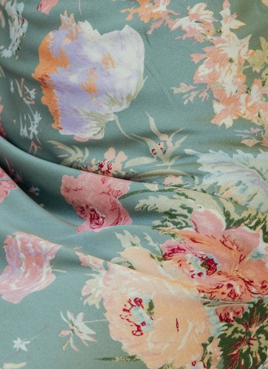 와인 컨트리 날짜 꽃무늬 홀터넥 넥 신축성 있는 허리 맥시 드레스