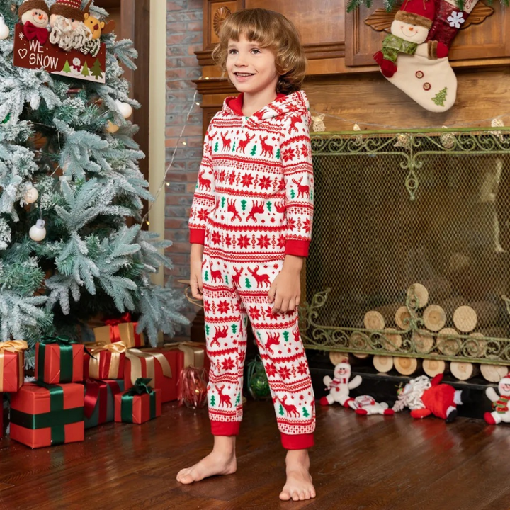 Pijamas a juego familiares con capucha de una pieza con estampado de alces navideños para padres e hijos
