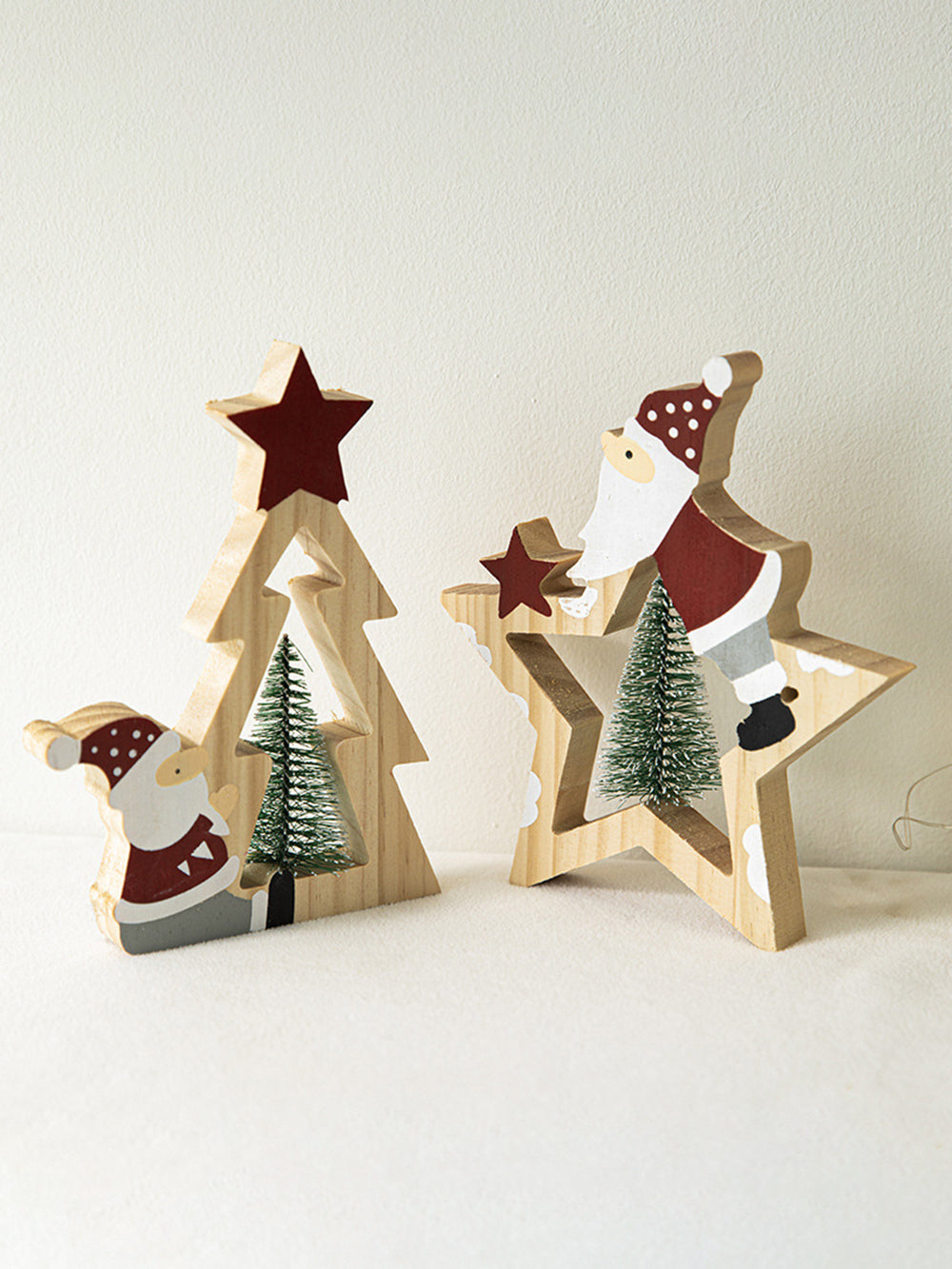 Ornements étoiles à cinq branches en bois du Père Noël