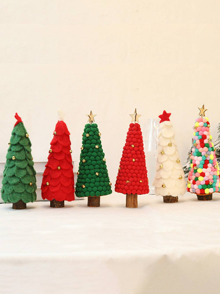 Niedliche Weihnachtsbaumdekoration aus Filz