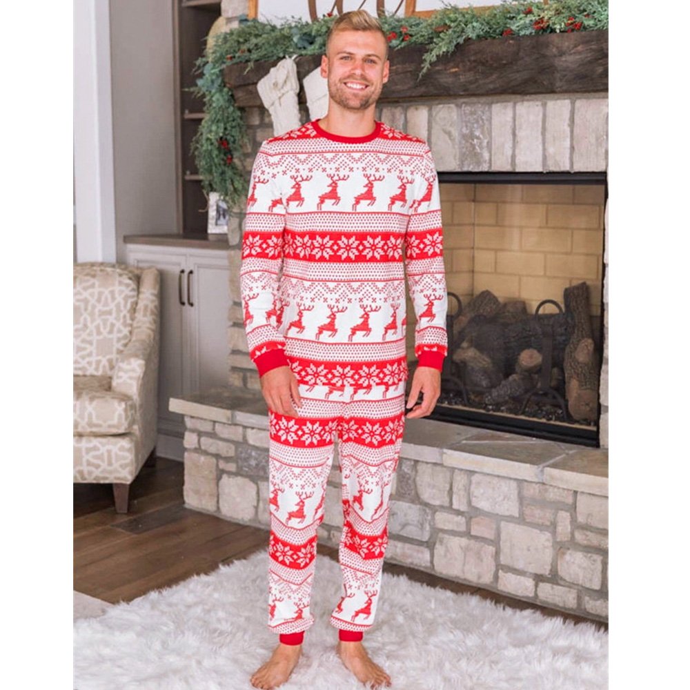 Conjunto de pijama familiar de Natal com estampa de rena vermelha e costura