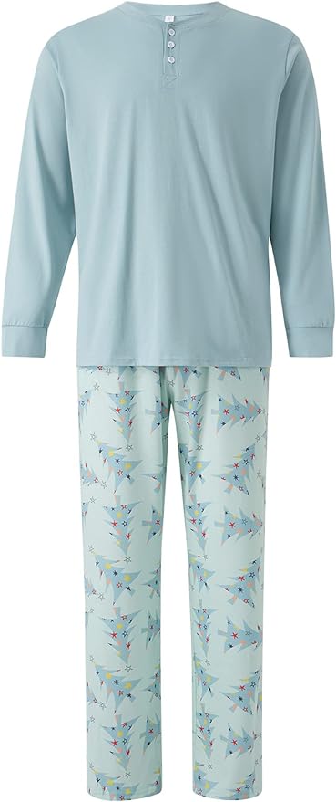 Holly Trees Fmalily Matching Pyjamas (mat Hausdéieren Hondskleeder)
