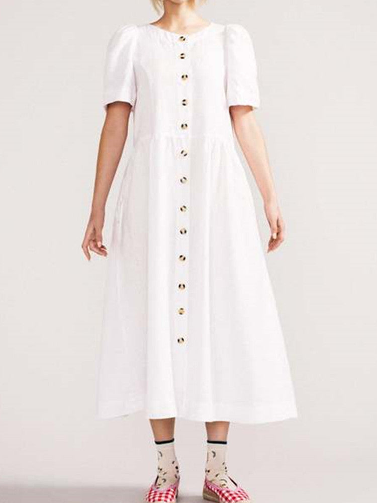 V-hals kneppet midi-kjole i lin med lomme i hvit
