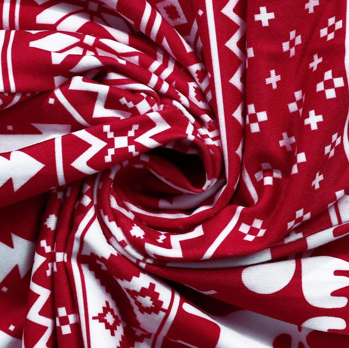 Set pigiami coordinati per tutta la famiglia con stampa natalizia rossa e bianca