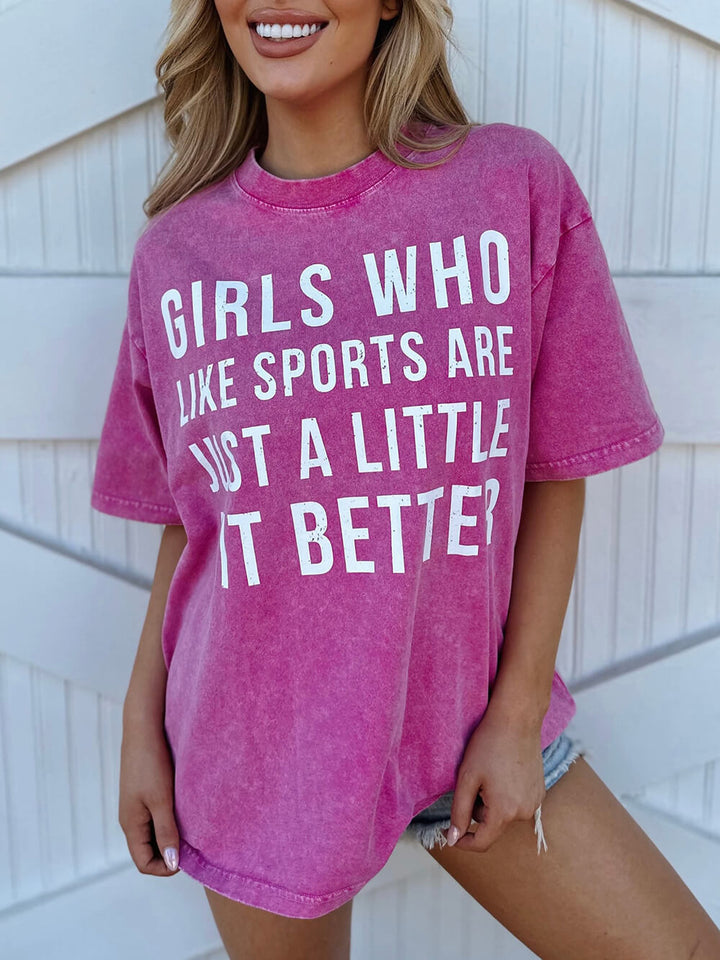 Mädchen mit Mineralwäsche, die gerne Sport treiben, sind einfach ein bisschen besser Pink Te