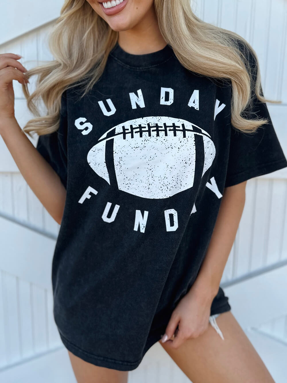 'Sunday Funday' grafisch T-shirt met minerale wassing