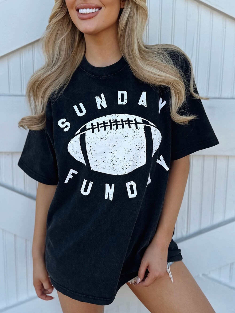 Mineral-Wash "Sunday Funday" Grafiken T-Shirt