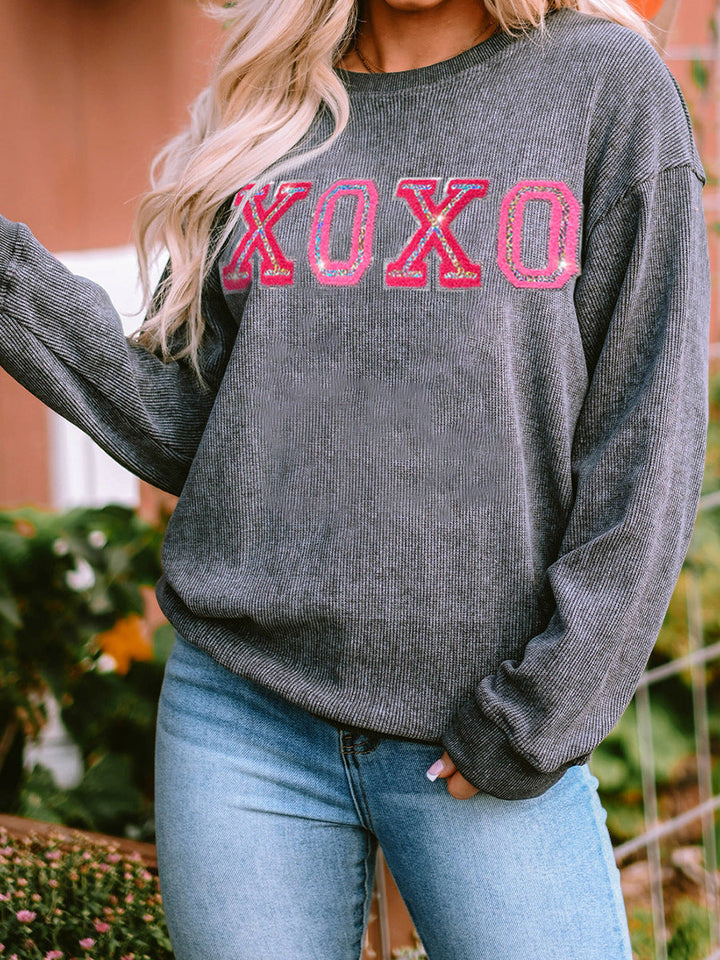 Gerippter Pullover mit XOXO-Patch