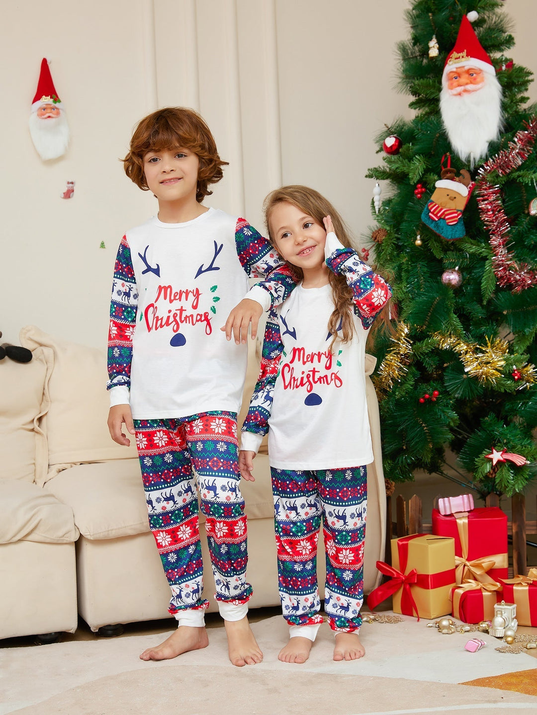 Kerst geruit hert Fmally bijpassende pyjamasets (met huisdier)