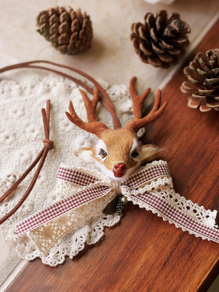 Nuova decorazione natalizia con renne
