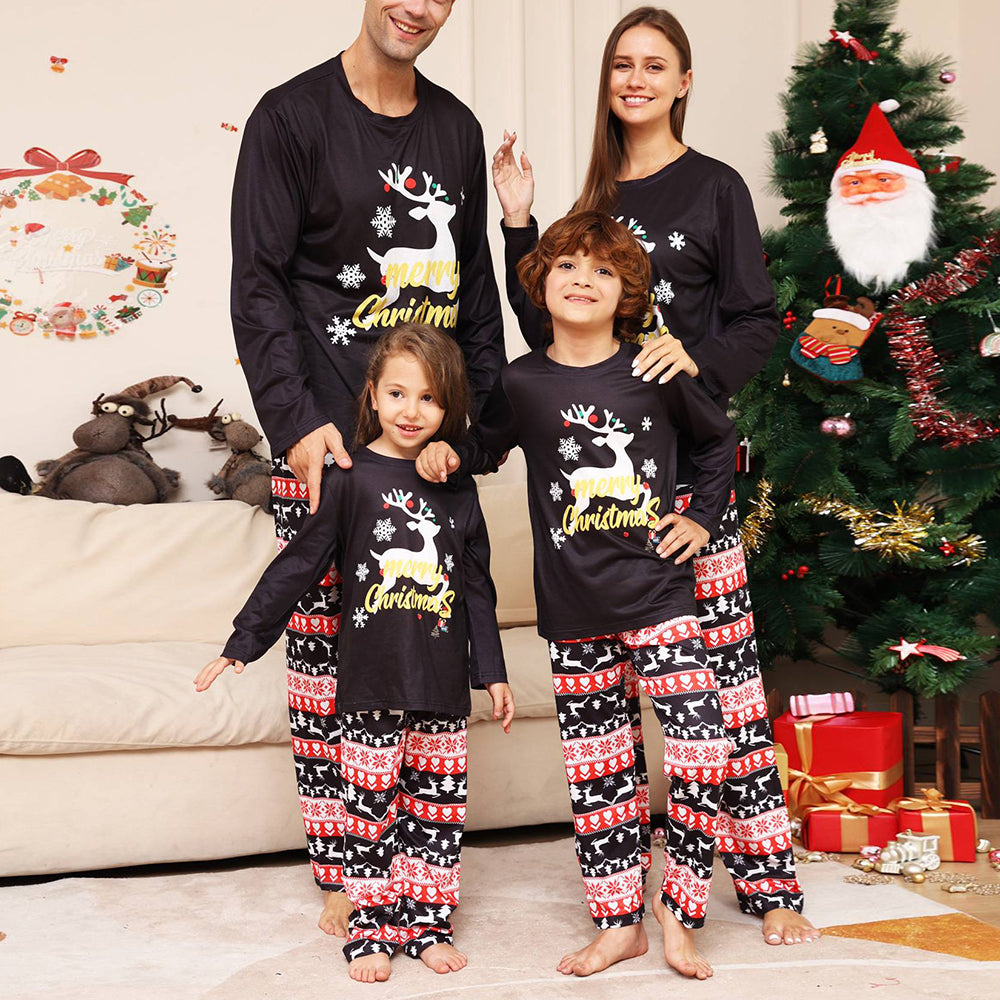 Świąteczny rodzinny komplet piżam z czarnym jeleniem