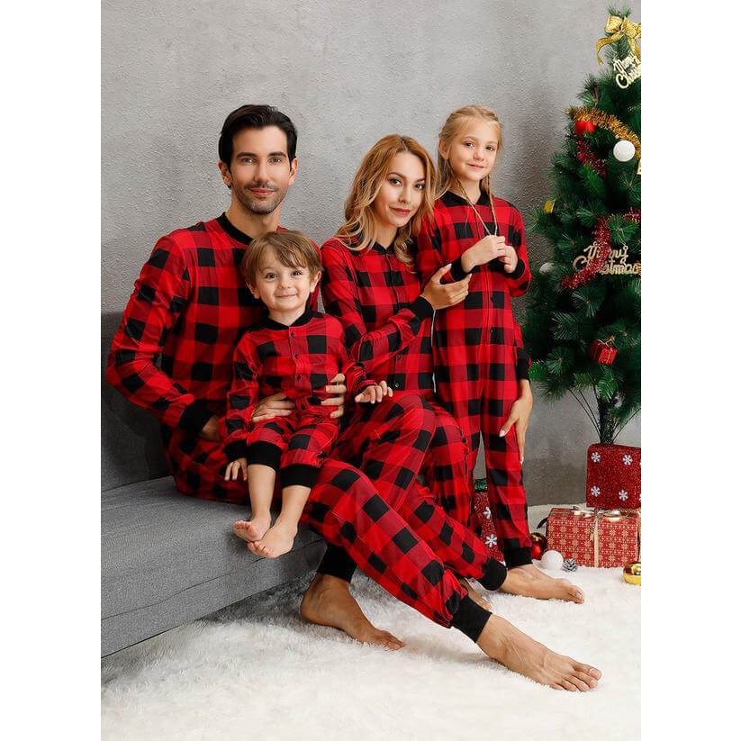 Søt bjørnemønster Rutete Onesies Jul Familiematchende pyjamassett (med hundeklær)