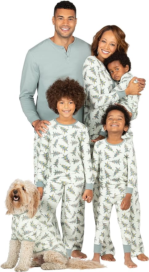 Holly Trees Familjematchande pyjamas (med husdjurs hundkläder)