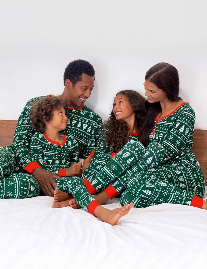 Gréng Chrëschtbam Muster Famill passende Pyjamas Sets (mat Hausdéieren Hondskleeder)
