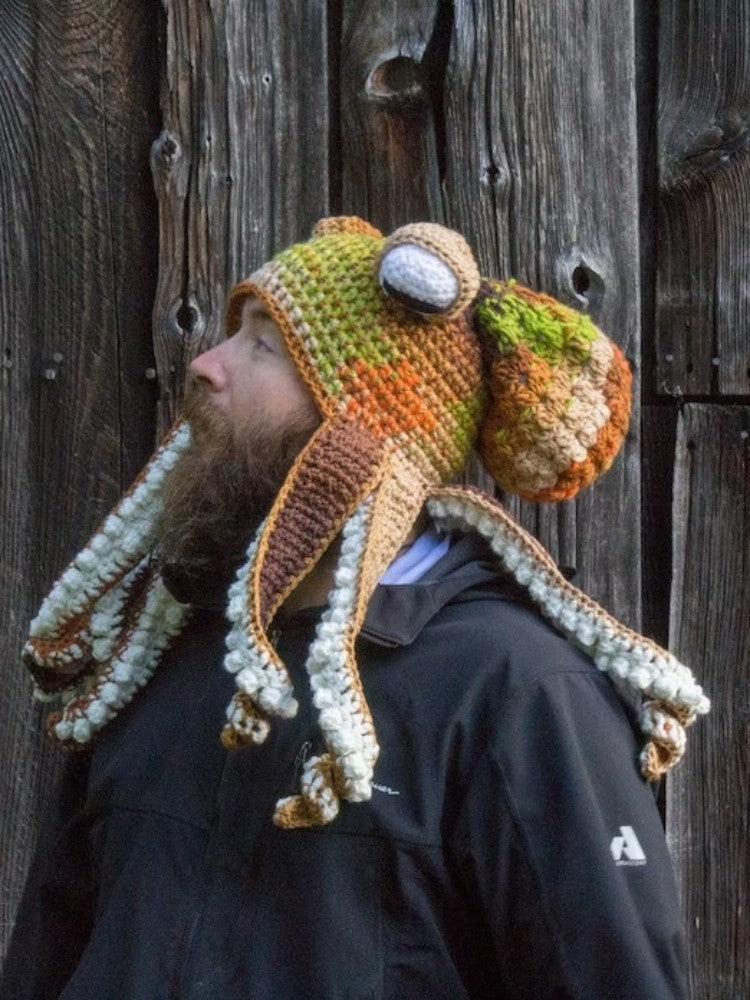 Cosplay stworzeń morskich z kapeluszem ośmiornicy