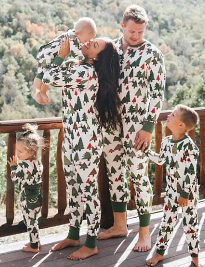 Grénge klenge Chrëschtbaum Print Family Matching Onesie Pyjamas